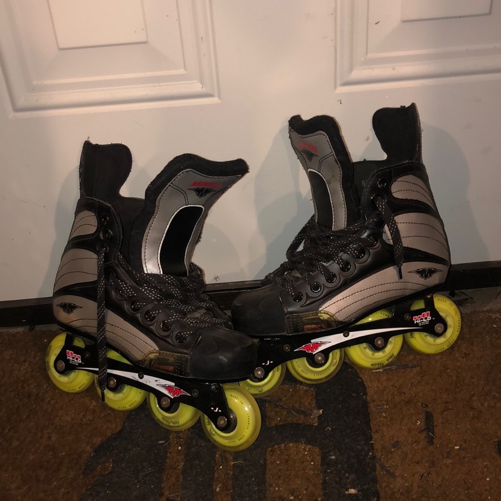 Mission roller blades